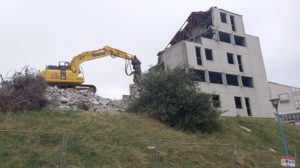 Démolition en cours aux Glycines